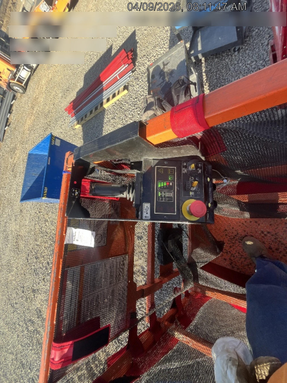 2022 JLG ES2632
