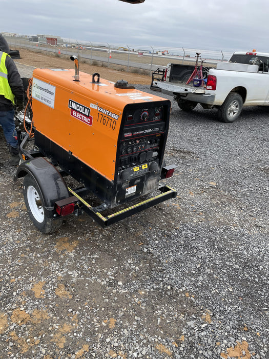 2021 Lincoln Electric Vantage 322 Vantage 322 Ready Pak 3 w/ Decals, ORANGE (includes trailer, cable rack, fender light kit) NO Telematics