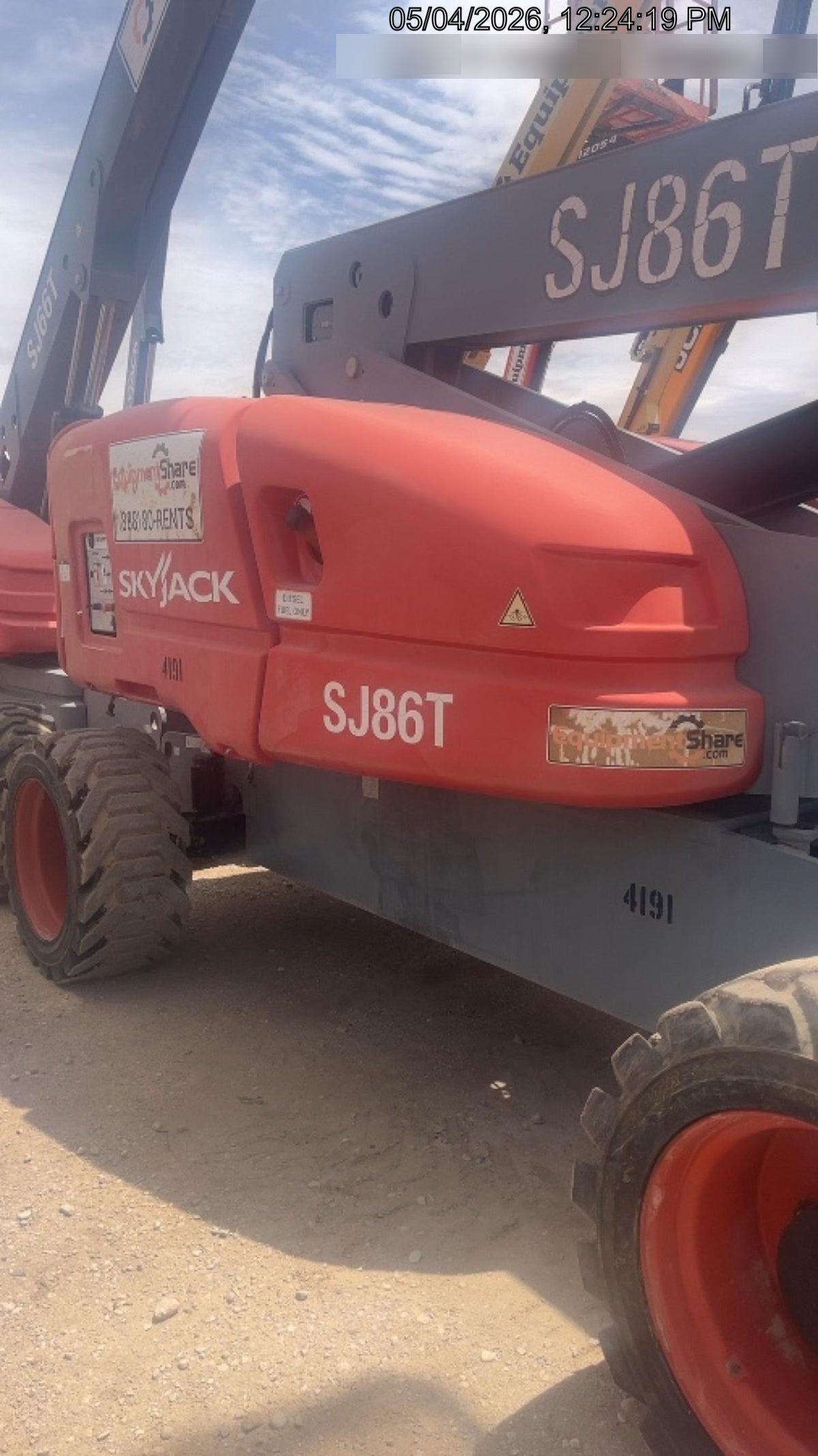 2017 SKYJACK SJ86T