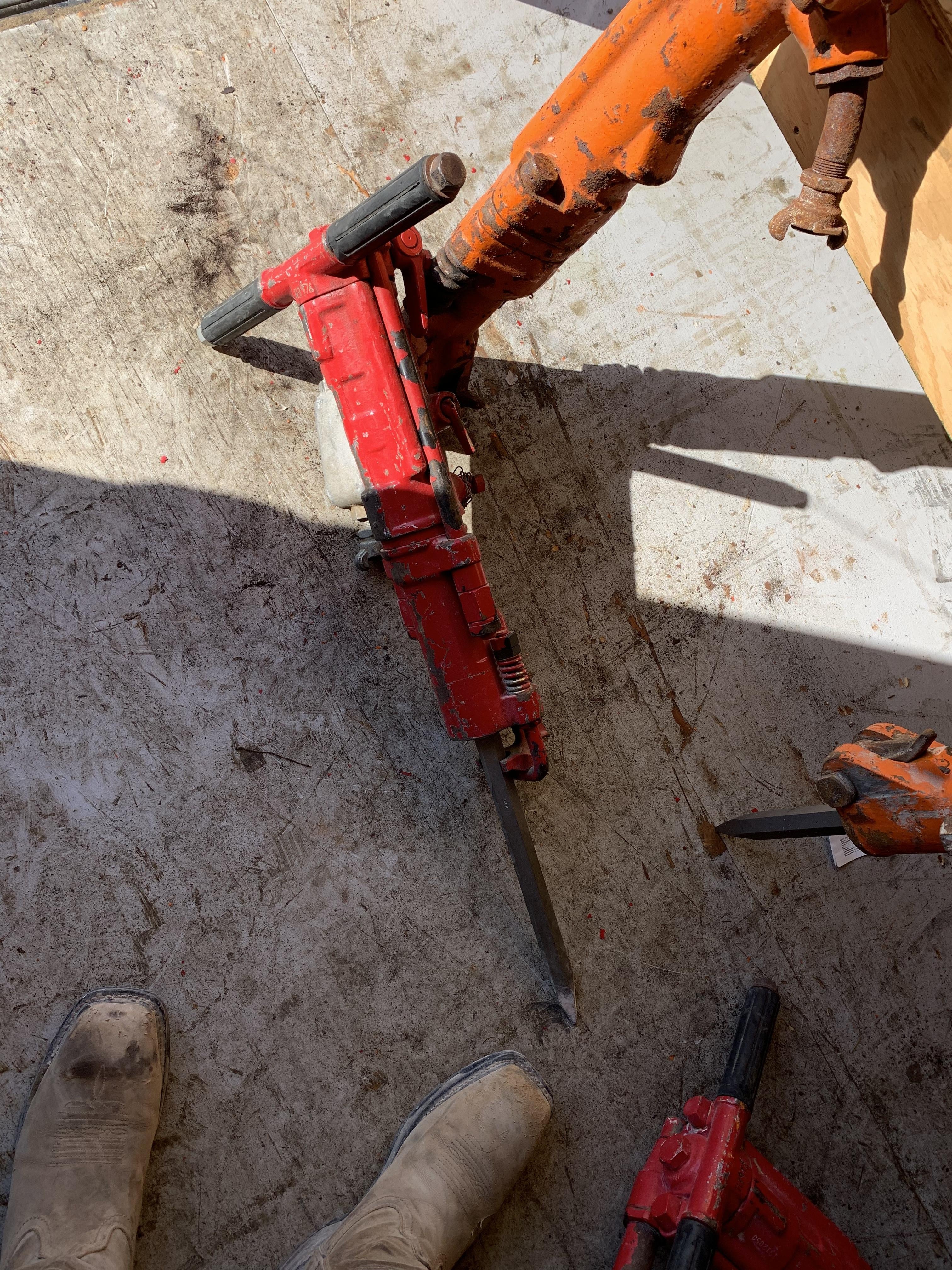 2020 MICHIGAN PNEUMATIC MP-30-1