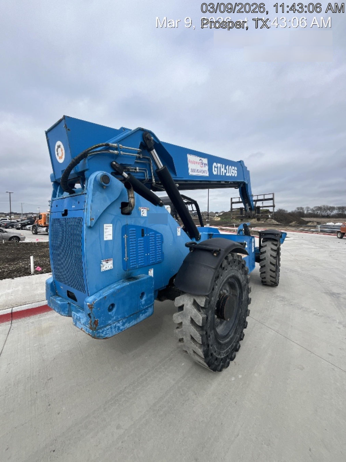 2017 GENIE GTH-1056