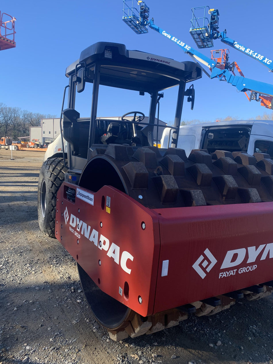 2023 DYNAPAC CA2500D