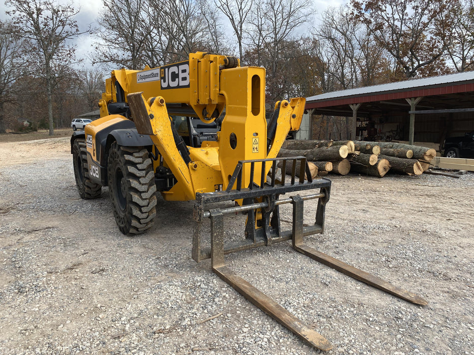 2019 JCB 510-56