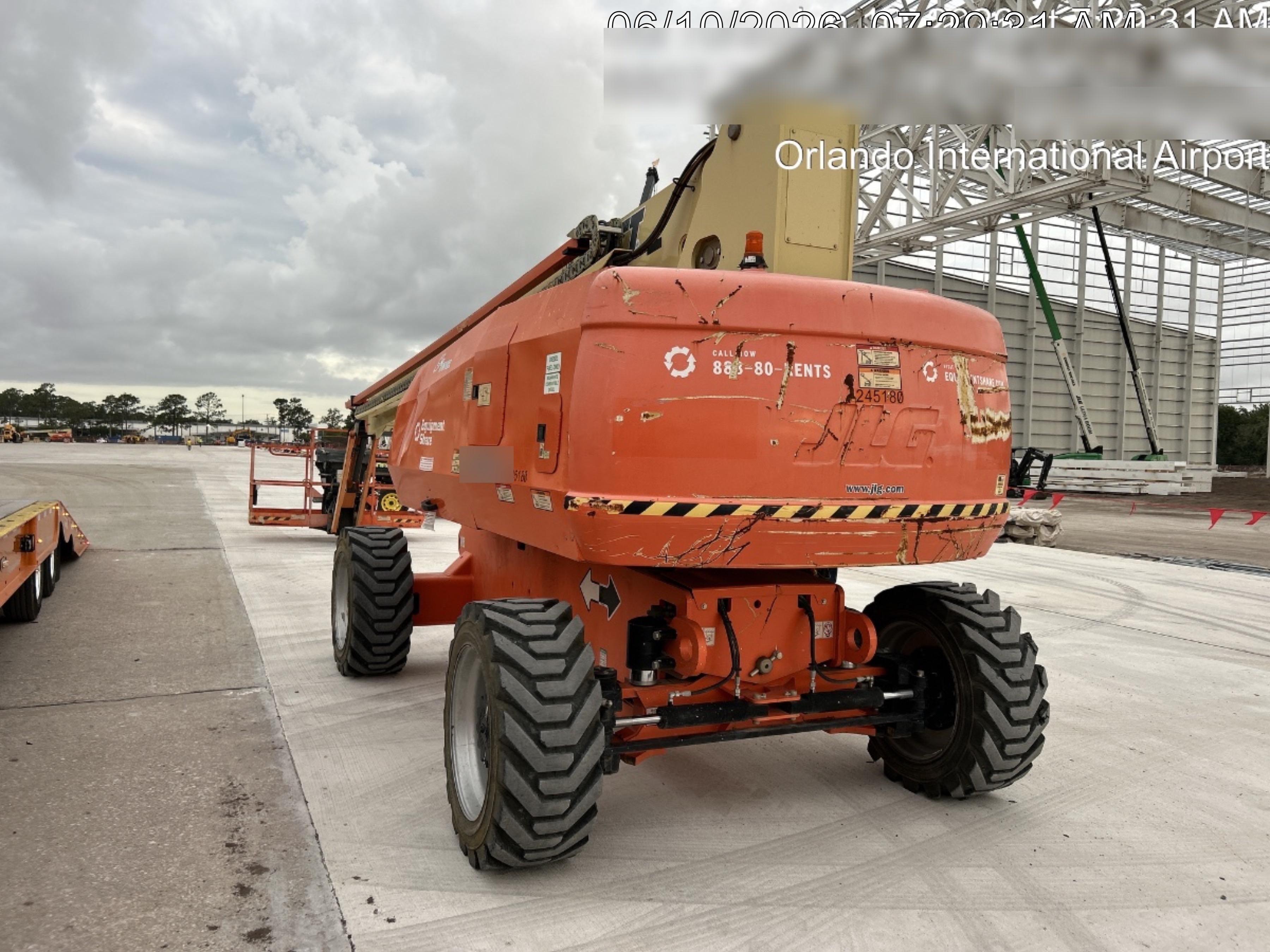 2022 JLG 860SJ