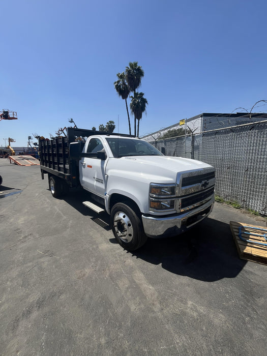 2023 CHEVROLET C5500 Stake Bed - Rental