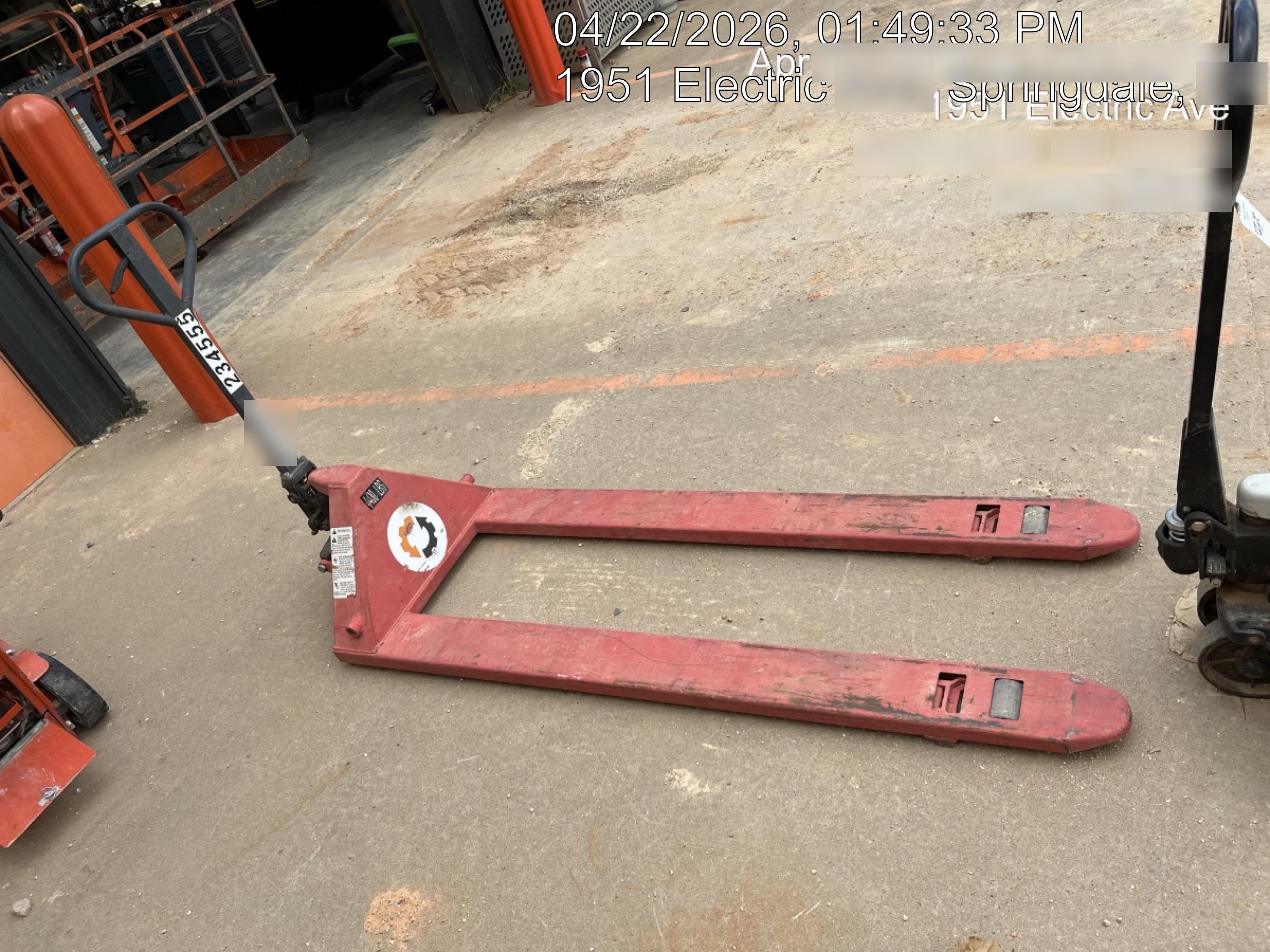 2022 DAYTON 5500 lb Pallet Jack
