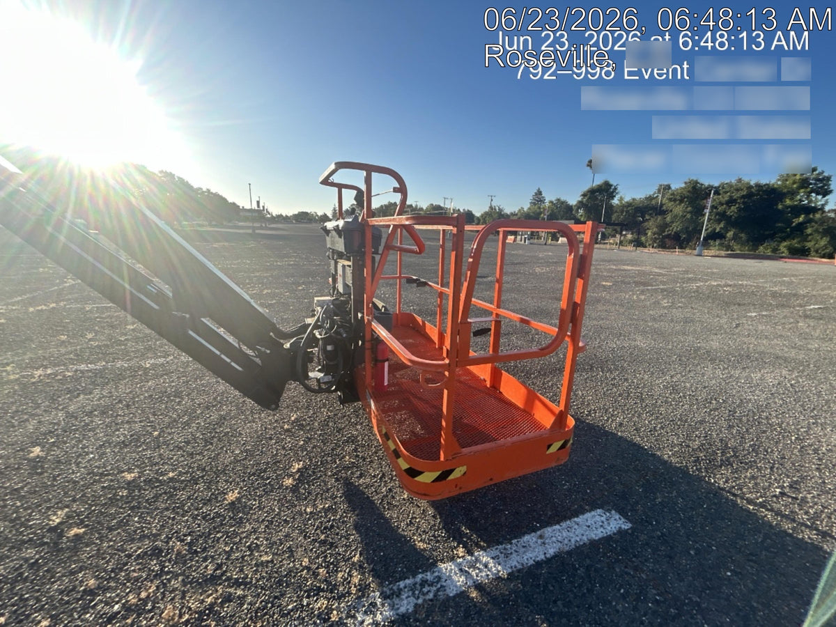 2025 JLG 660SJ