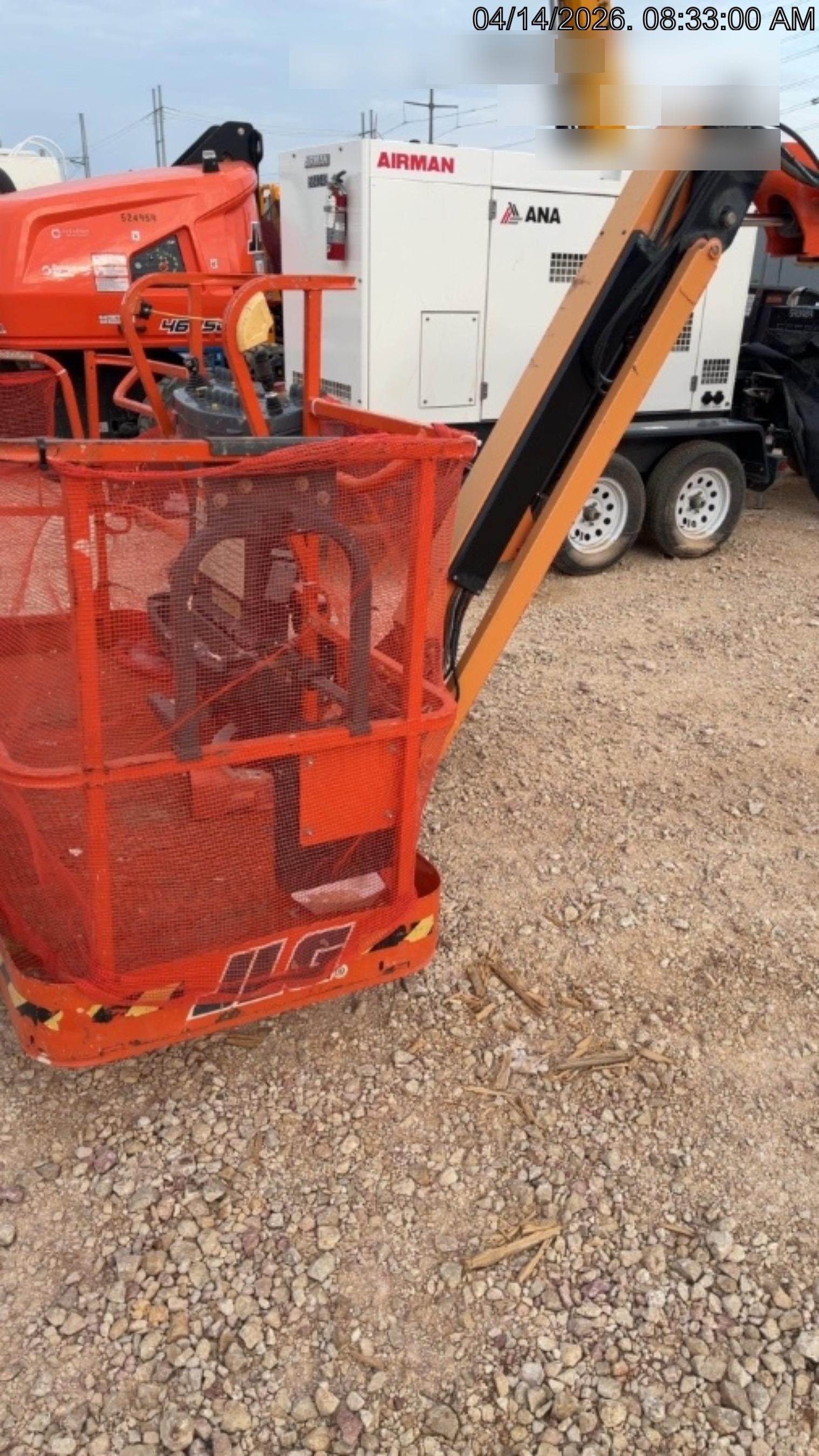 2023 JLG 460SJ