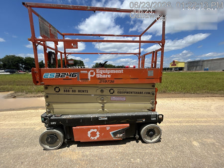 2022 JLG ES3246