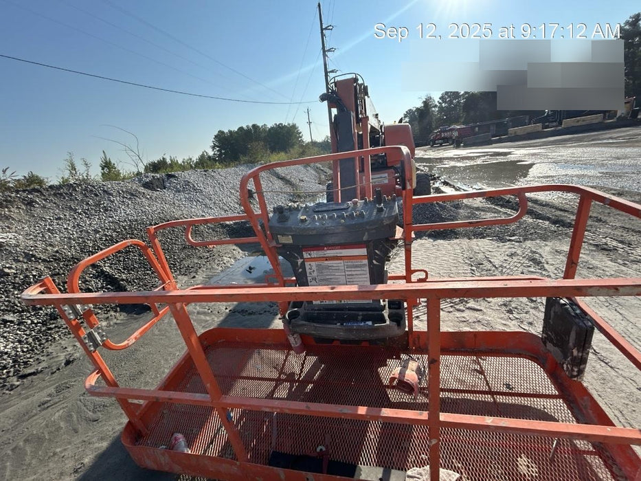 2020 JLG 660SJ