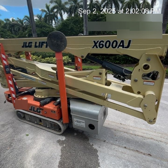 2019 JLG X600AJ