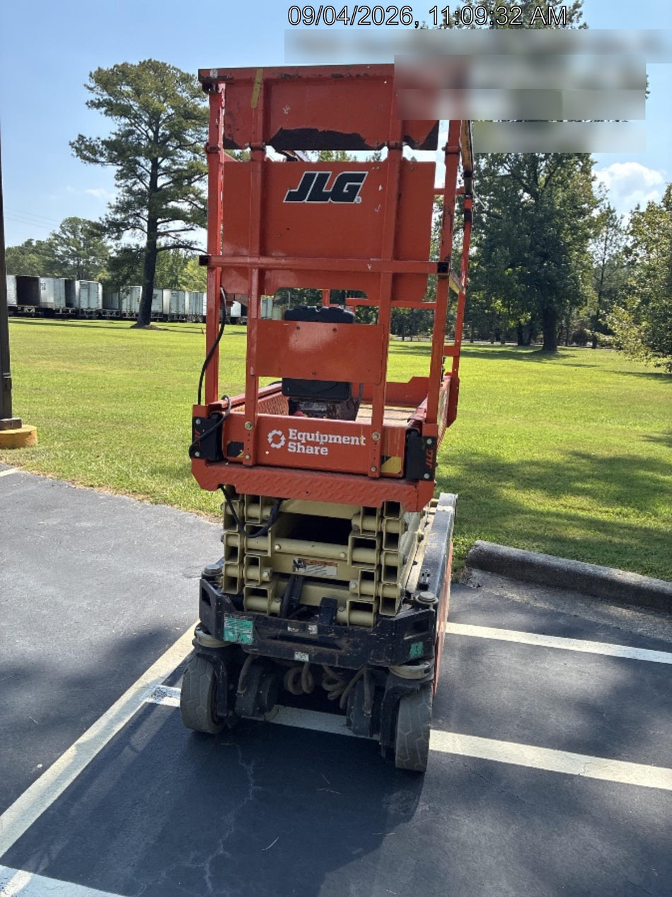 2022 JLG ES1932