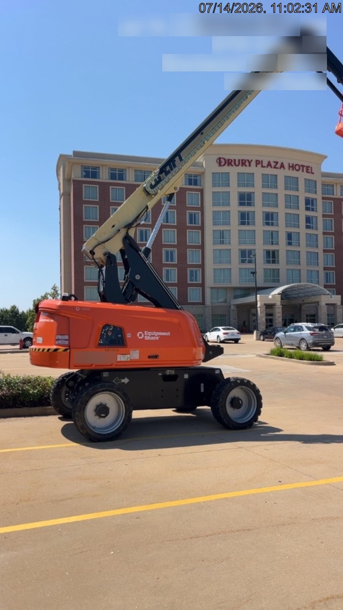 2025 JLG 660SJ
