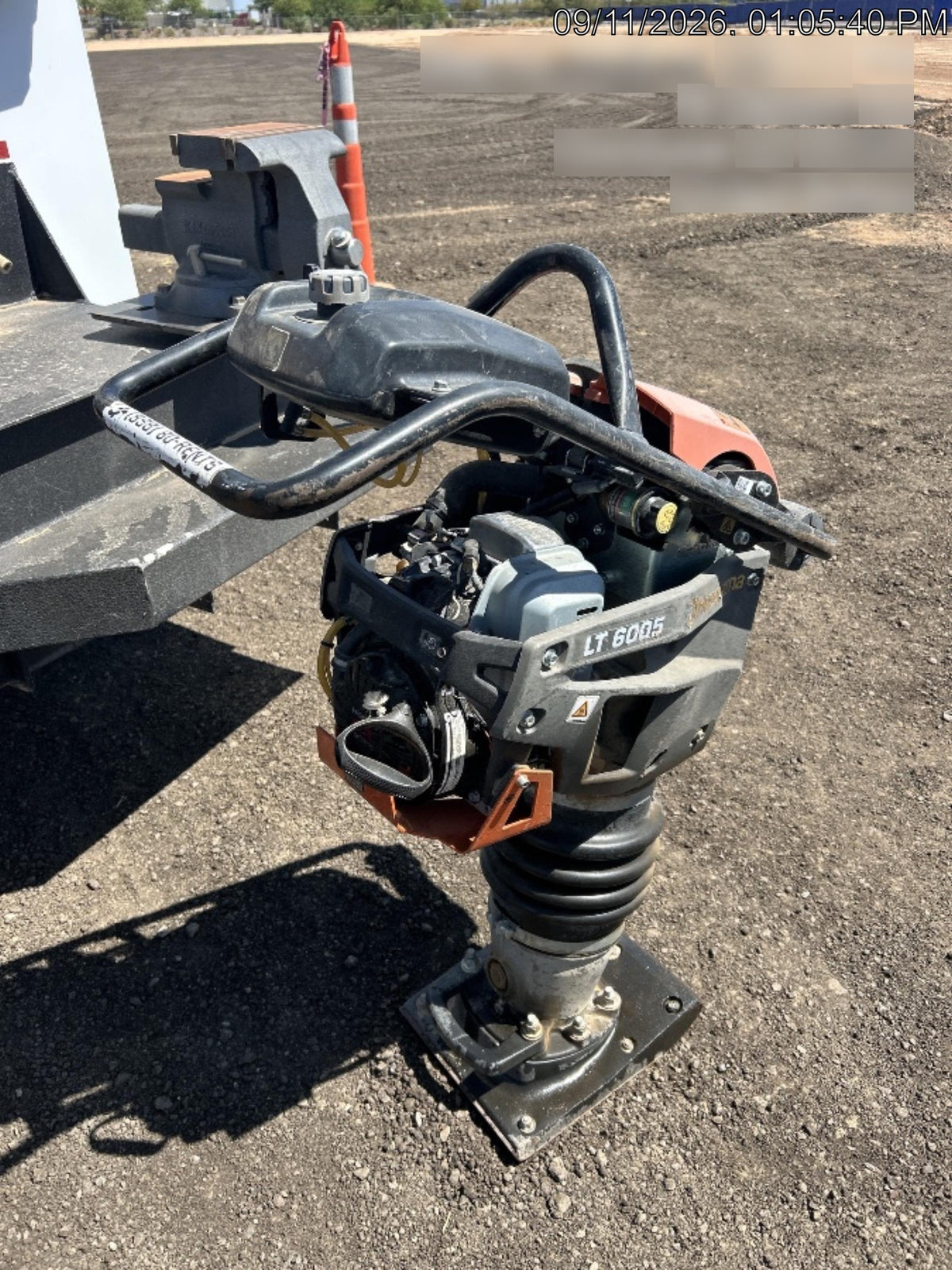 2024 HUSQVARNA LT6005