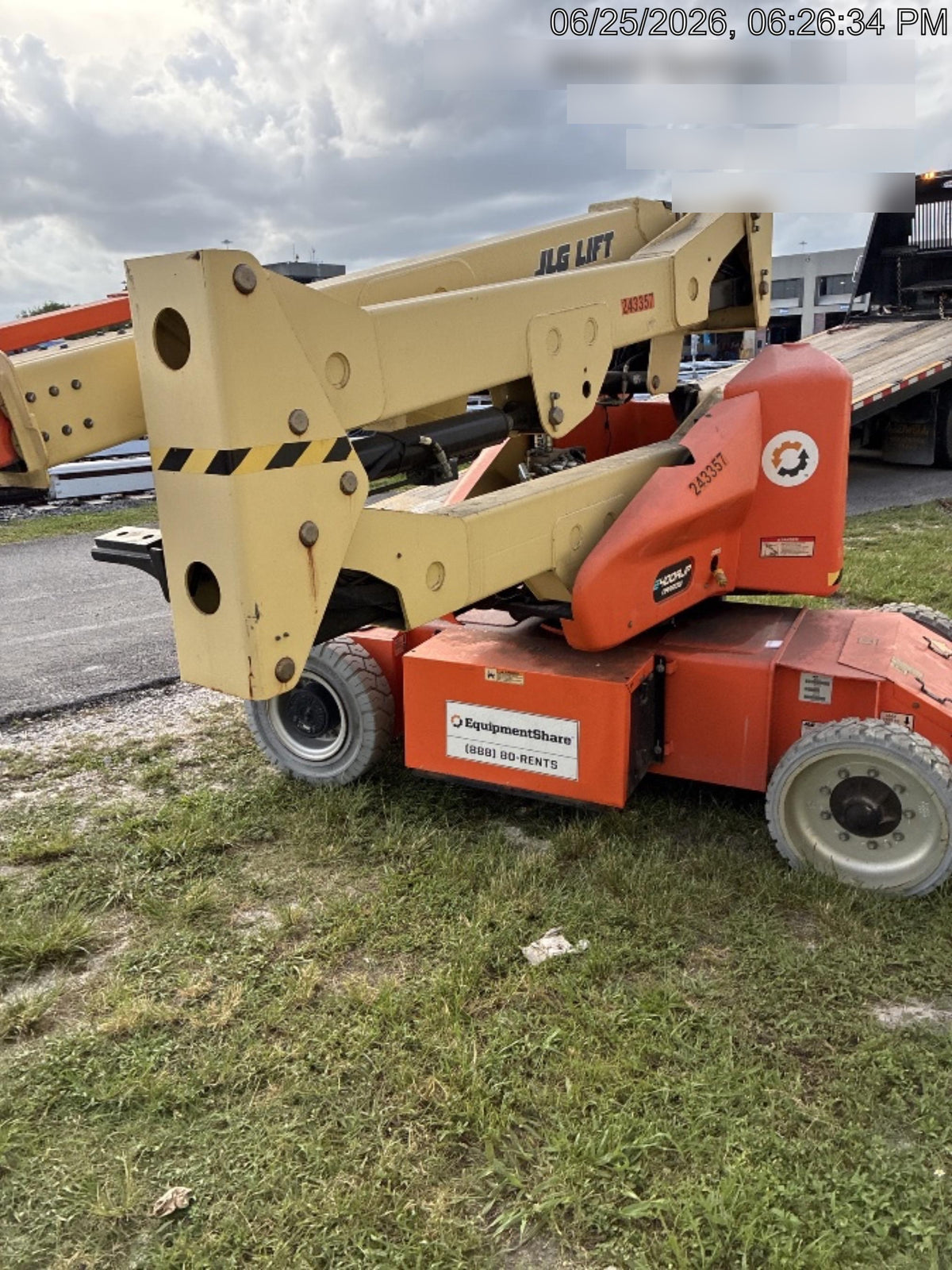 2022 JLG E400AJP Narrow