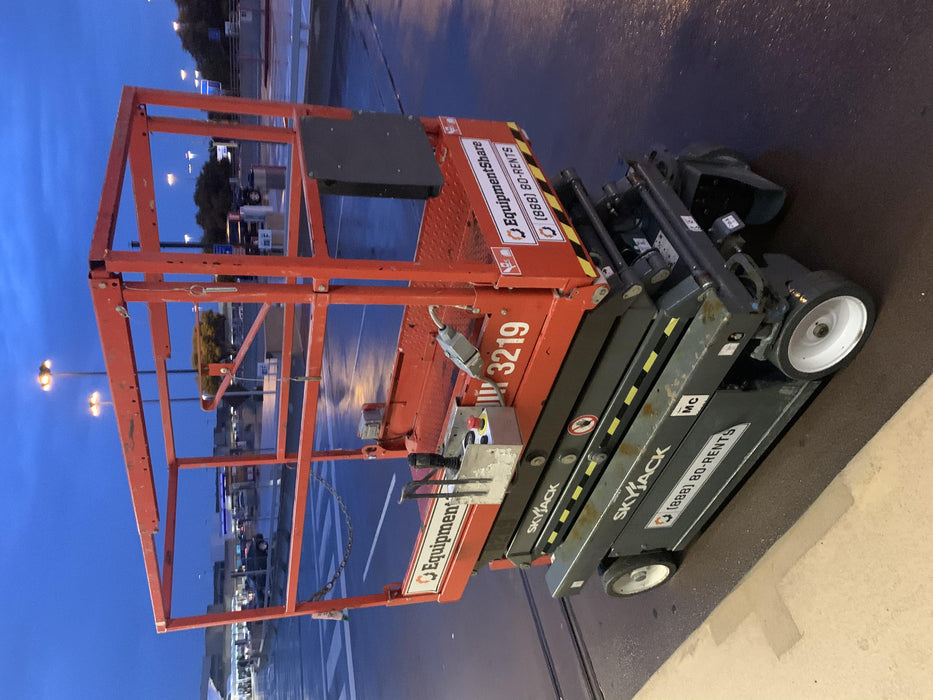 2018 SKYJACK SJIII-3219