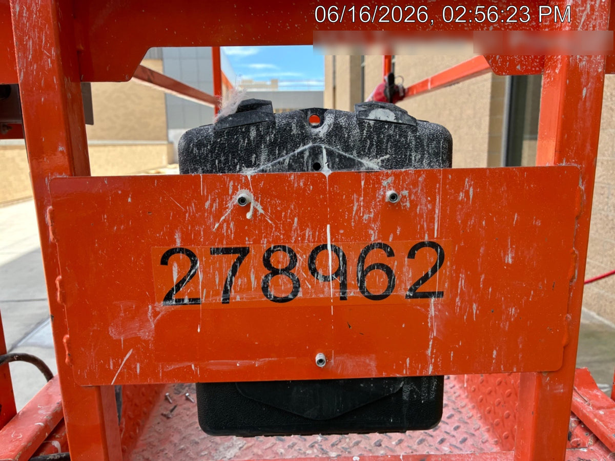 2022 JLG ES1932