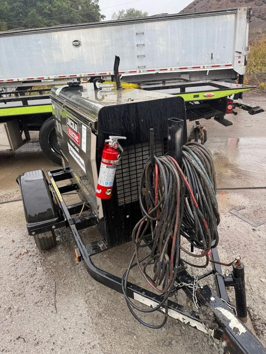 2019 Lincoln Electric Vantage 322 Welder Ready-Pak 3, Two wheel trailer, Fender and Light kit, Cable Rack