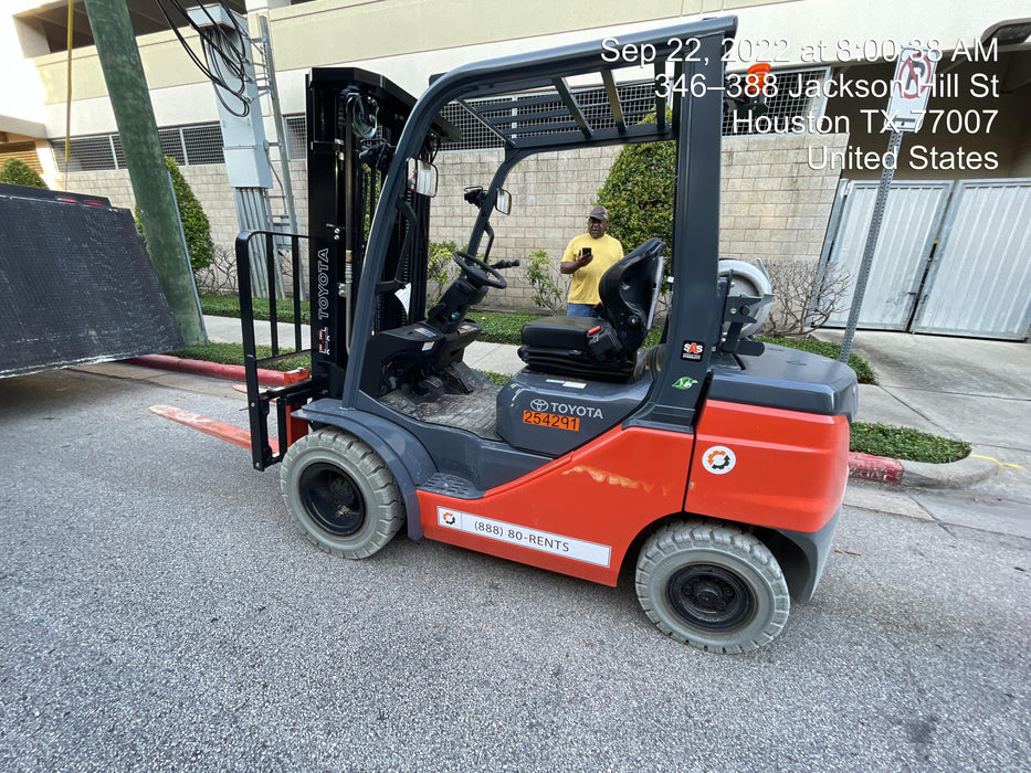 2022 TOYOTA 50-8FGU25