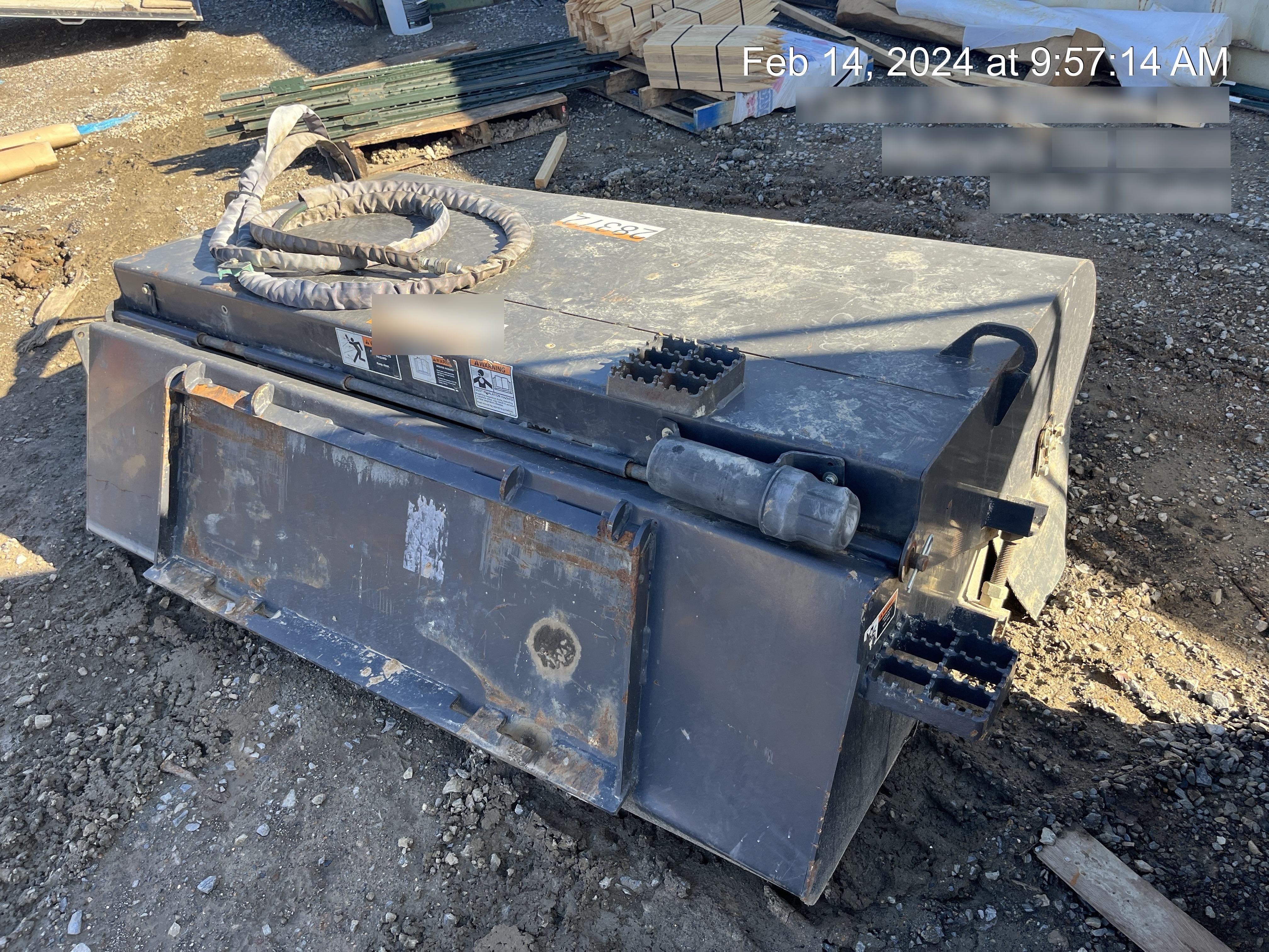 2019 PALADIN Sweepster SB72