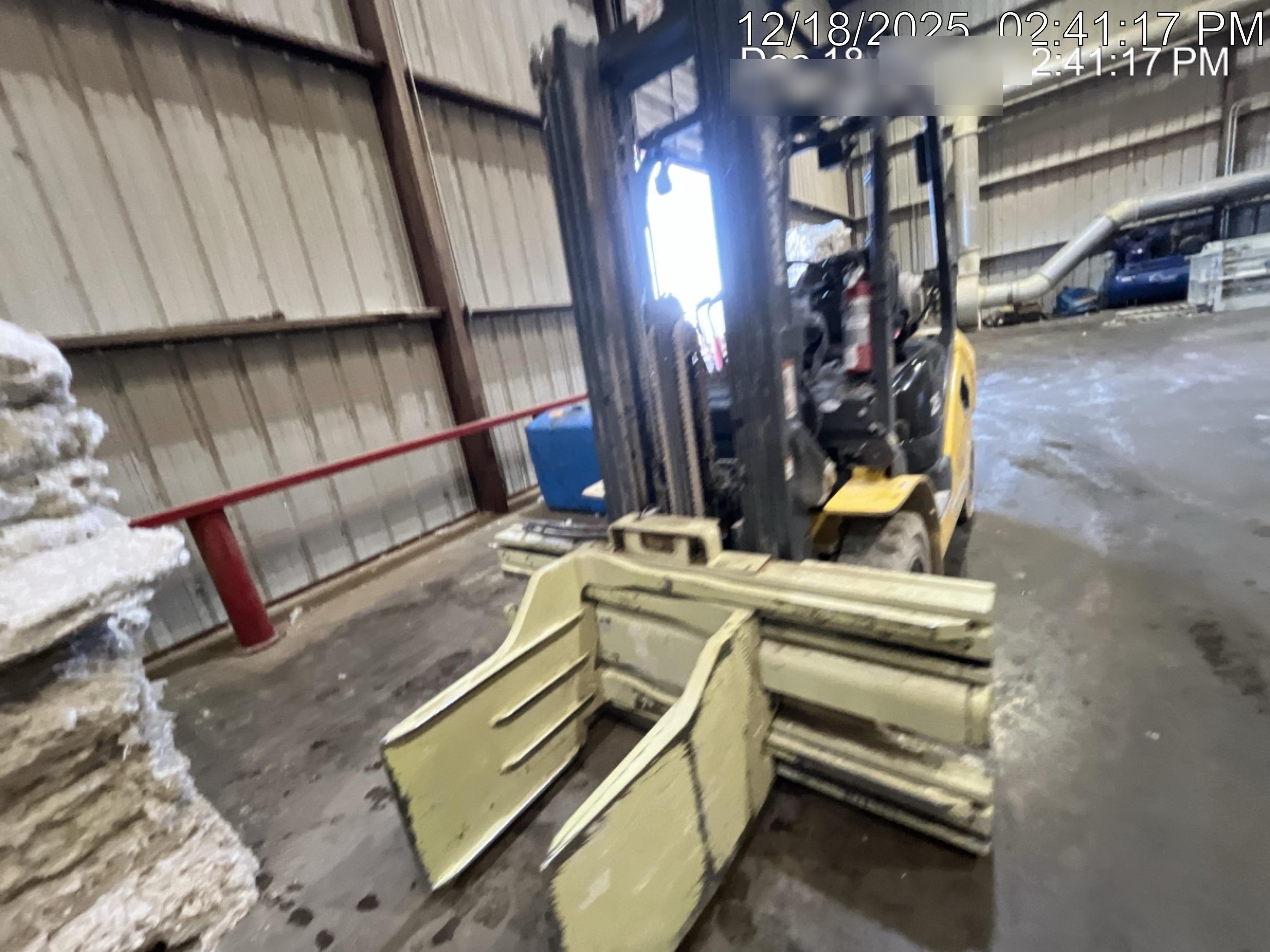 2021 KOMATSU FG25T-16