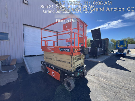 2025 JLG ES3246