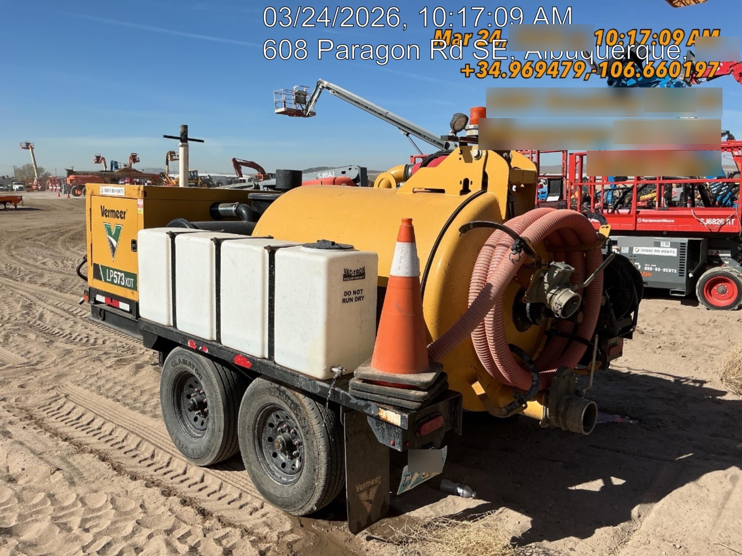 2021 VAC-TRON LP573XDT