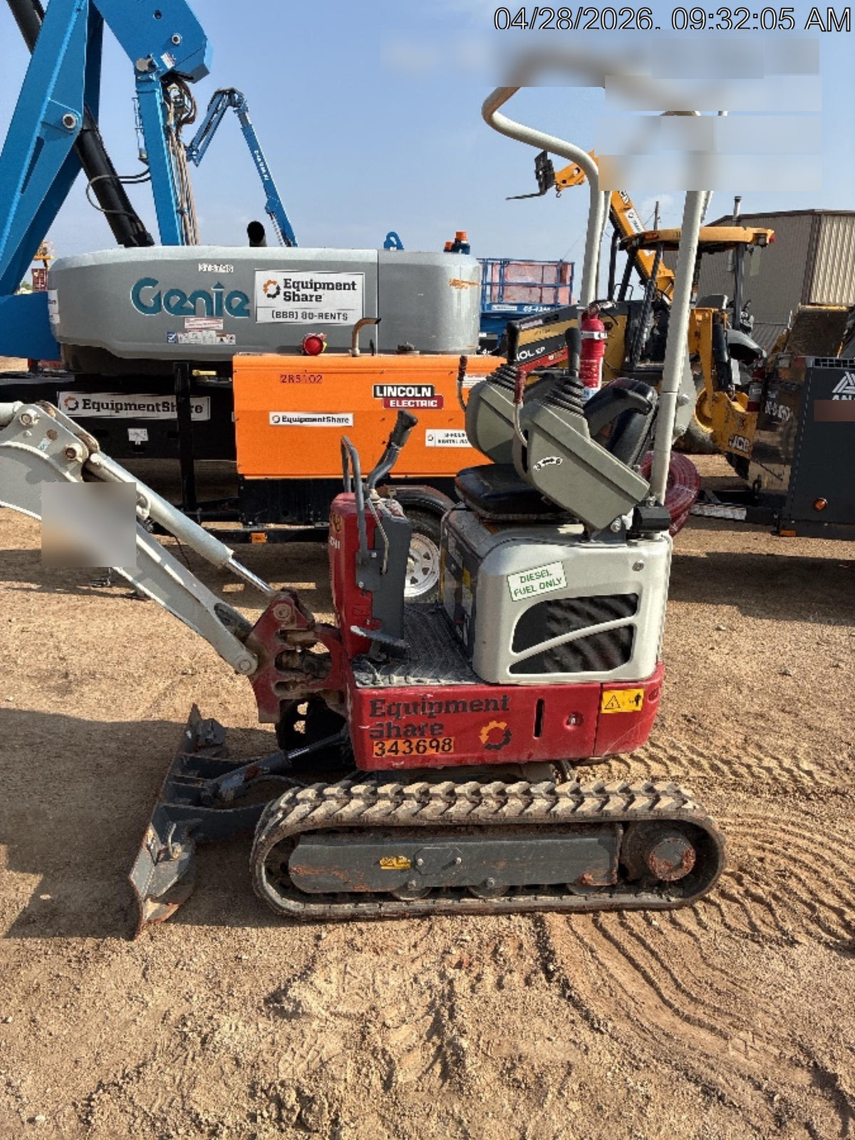 2023 TAKEUCHI TB210R