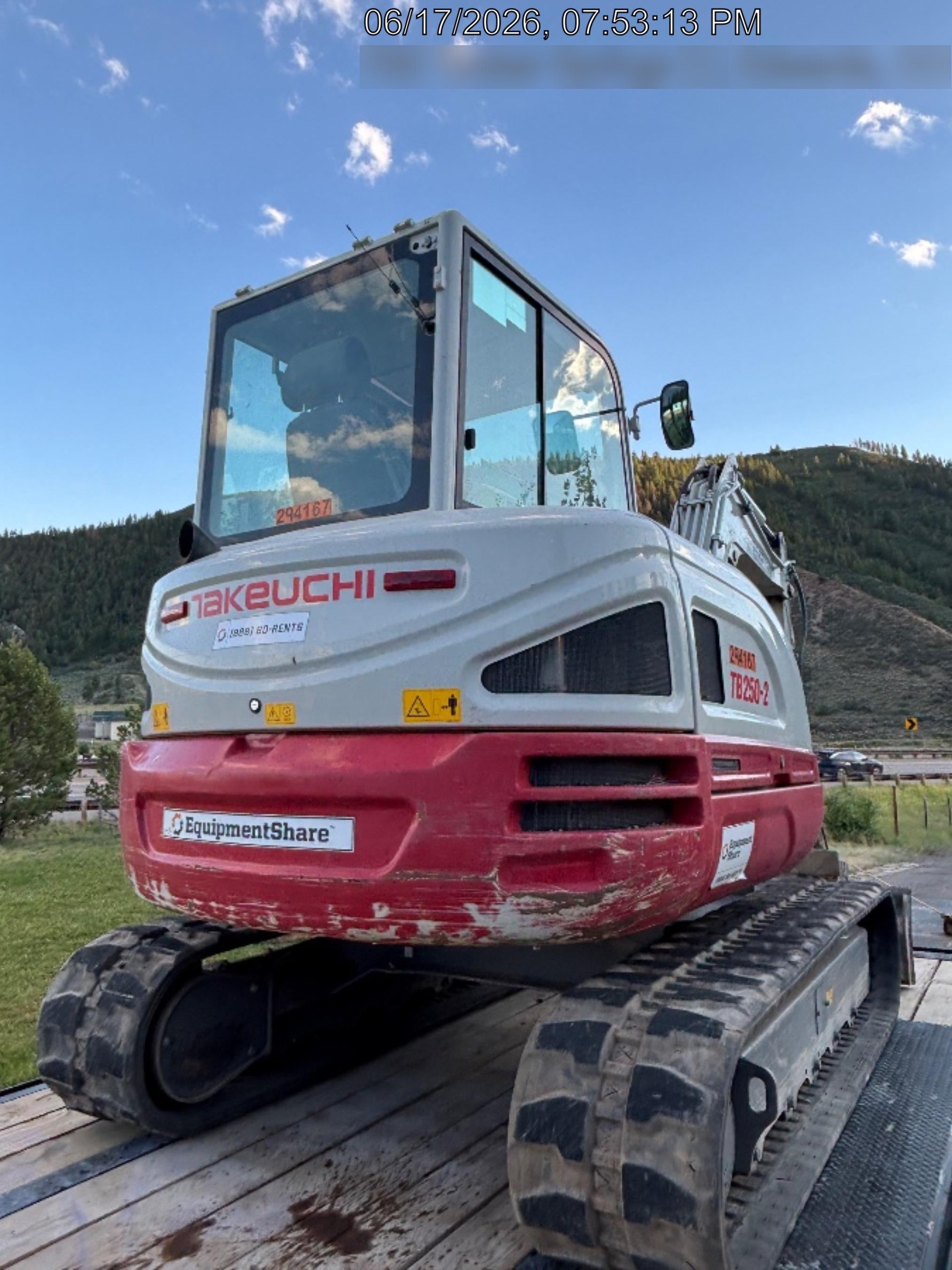 2023 TAKEUCHI TB250-2CR