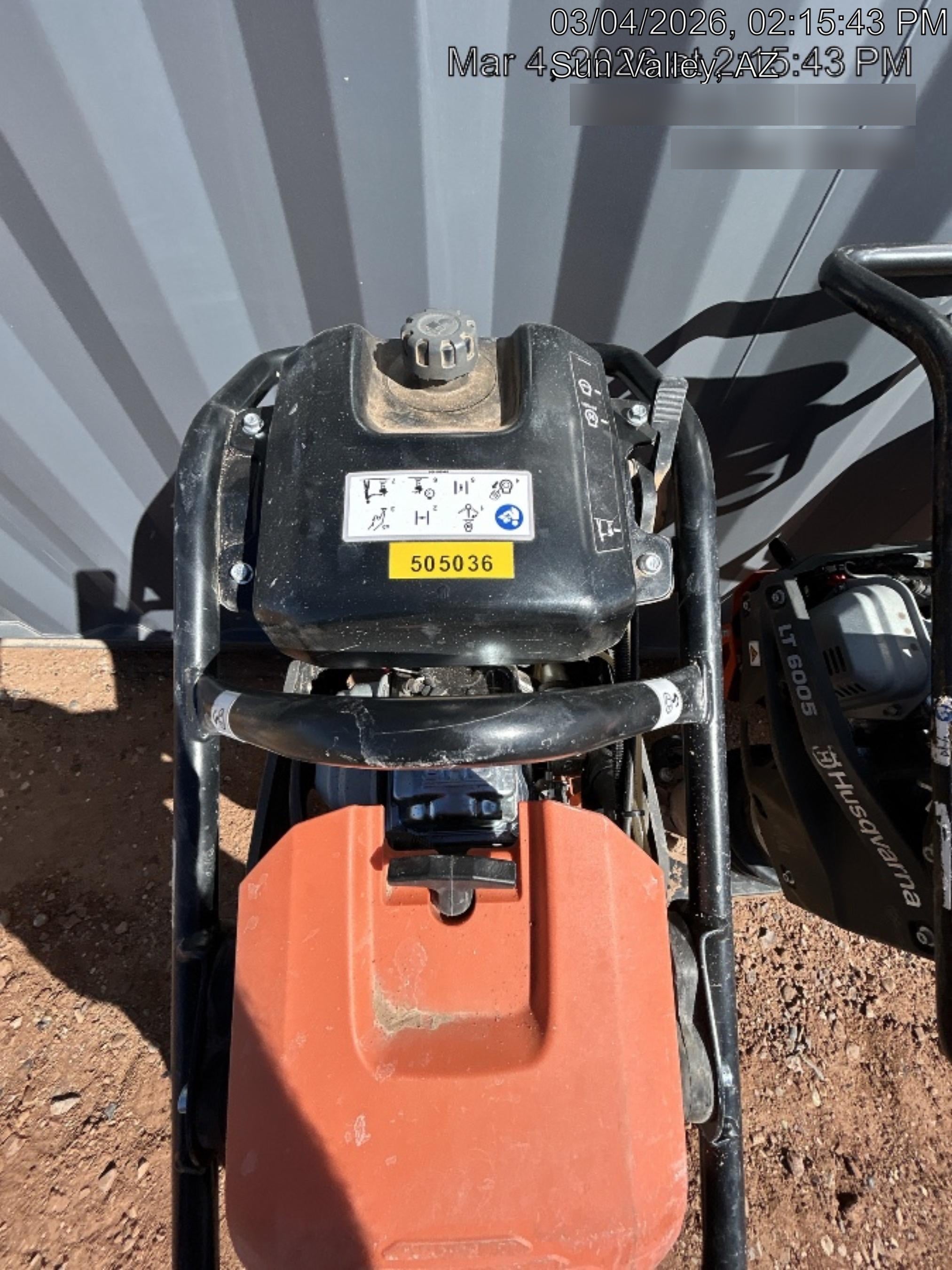 2025 HUSQVARNA LT6005
