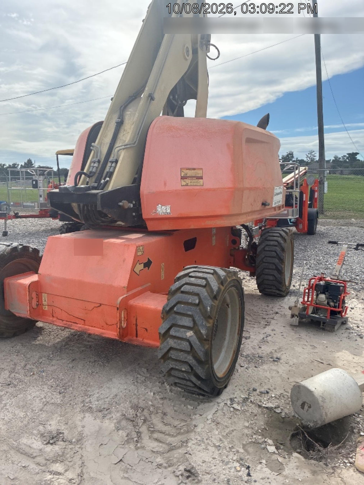 2019 JLG 660SJ