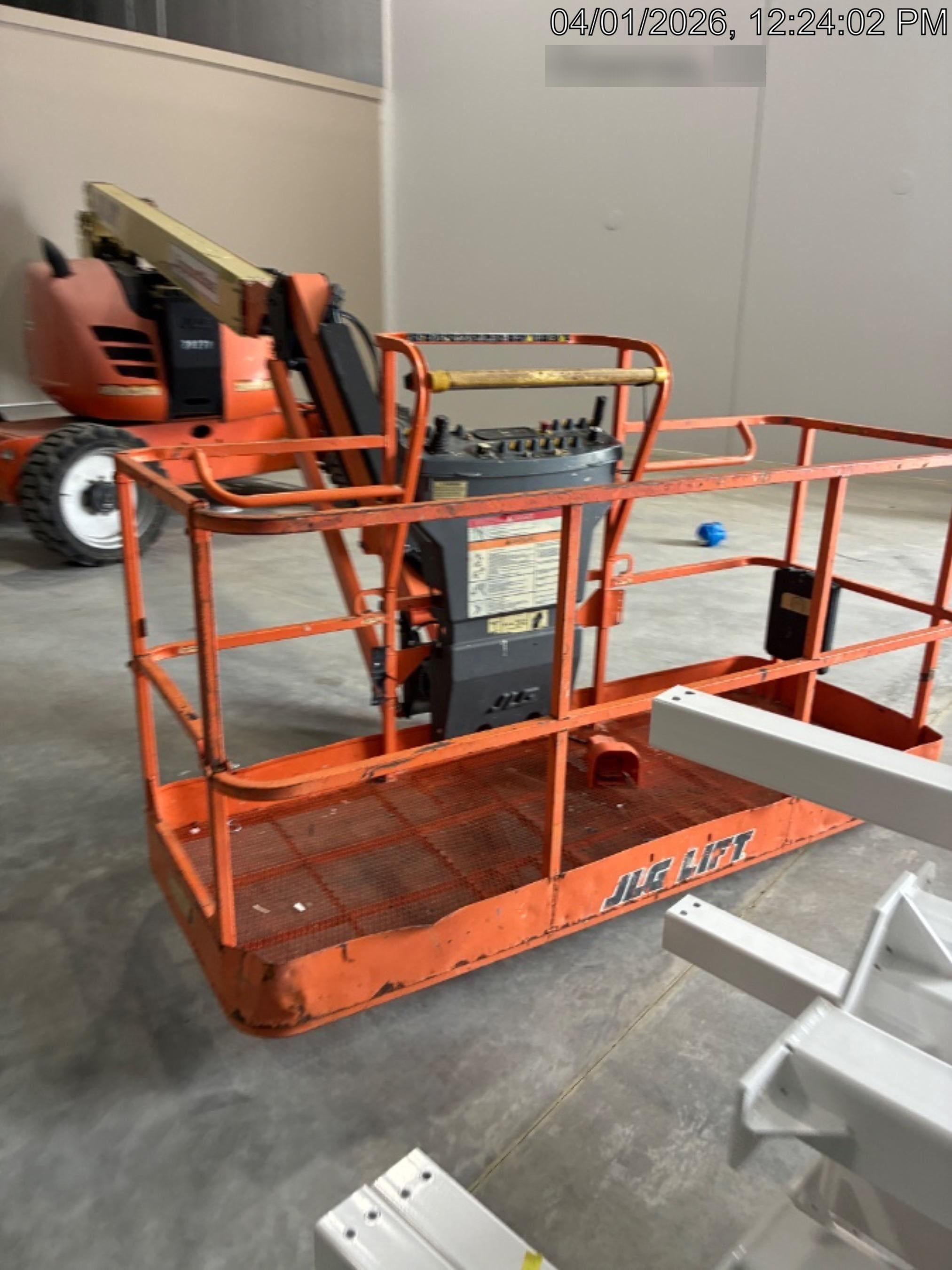 2018 JLG 600AJ