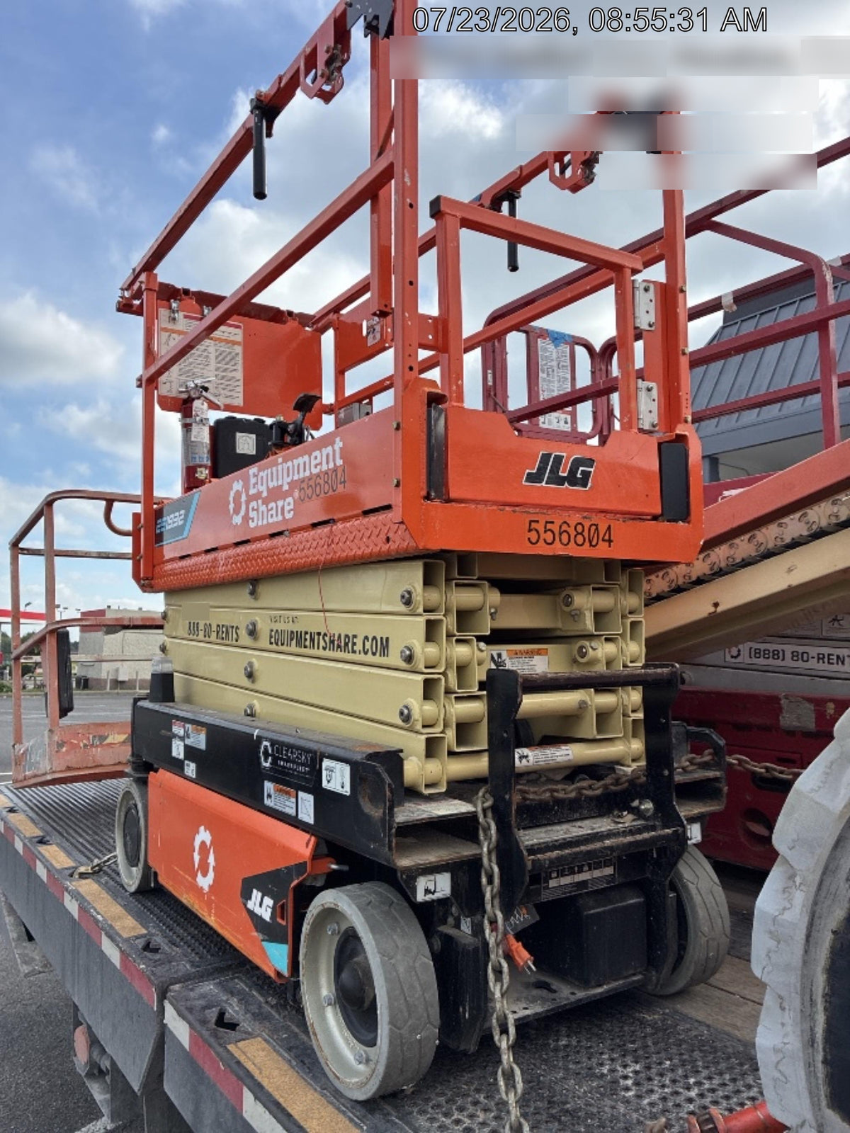 2025 JLG ES1932