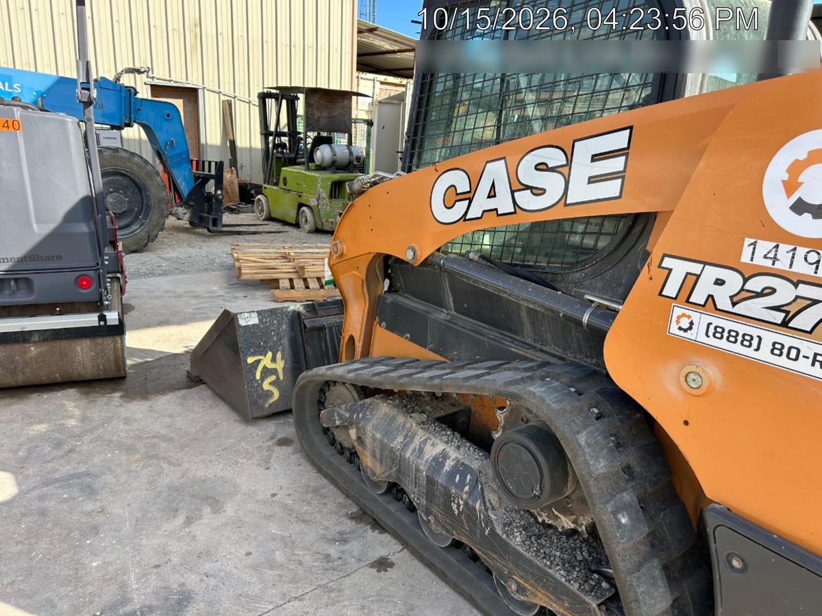 2021 CASE TR270B
