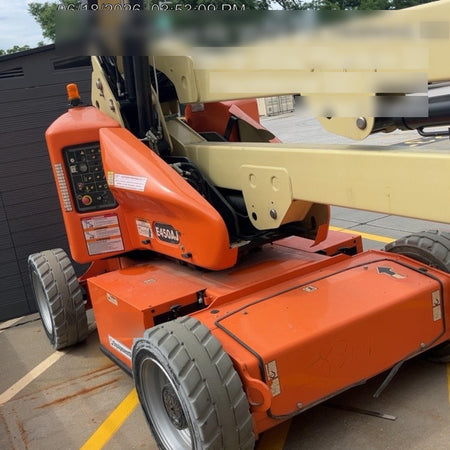 2019 JLG E450AJ