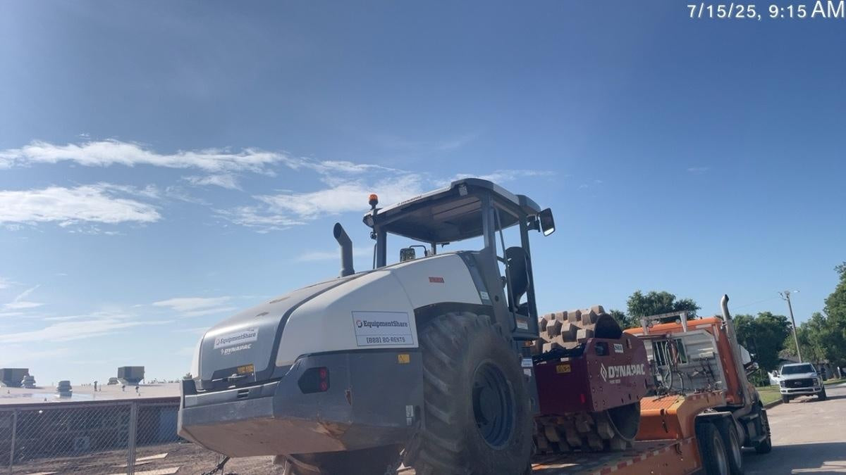 2023 DYNAPAC CA2500PD