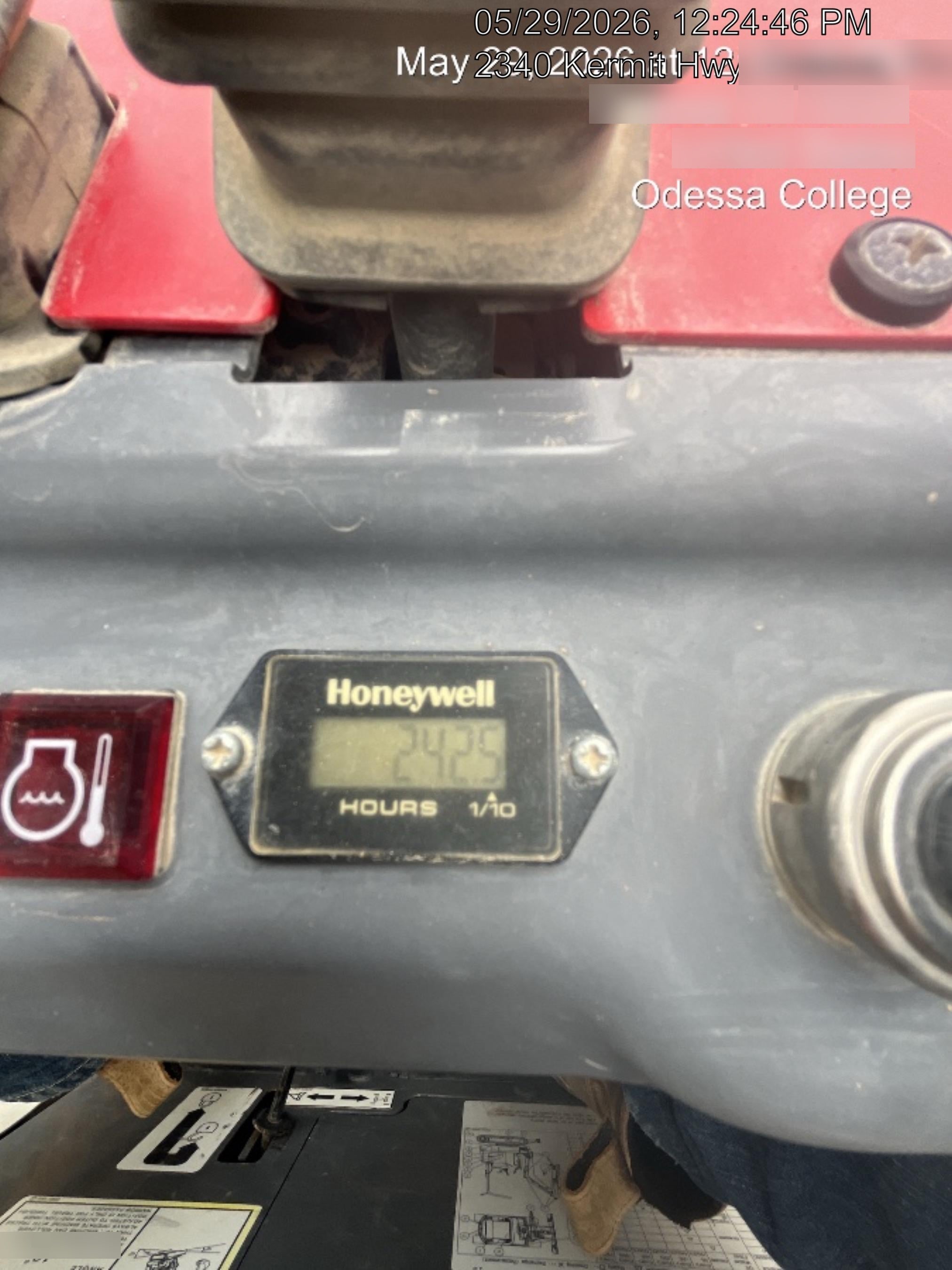 2022 TAKEUCHI TB210R