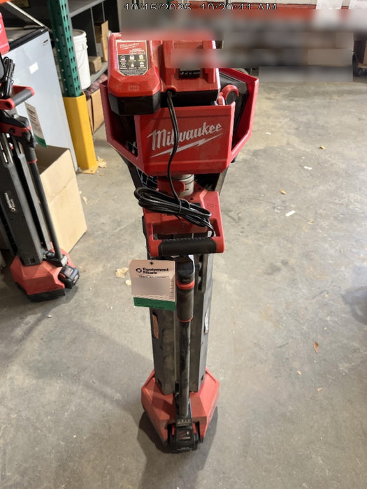 2022 MILWAUKEE 2136-20