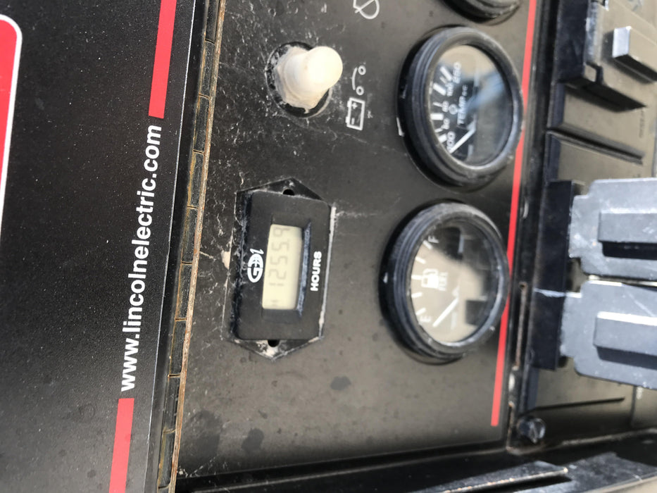 2019 Lincoln Electric Vantage 322 Welder Ready-Pak 3, Two wheel trailer, Fender and Light kit, Cable Rack