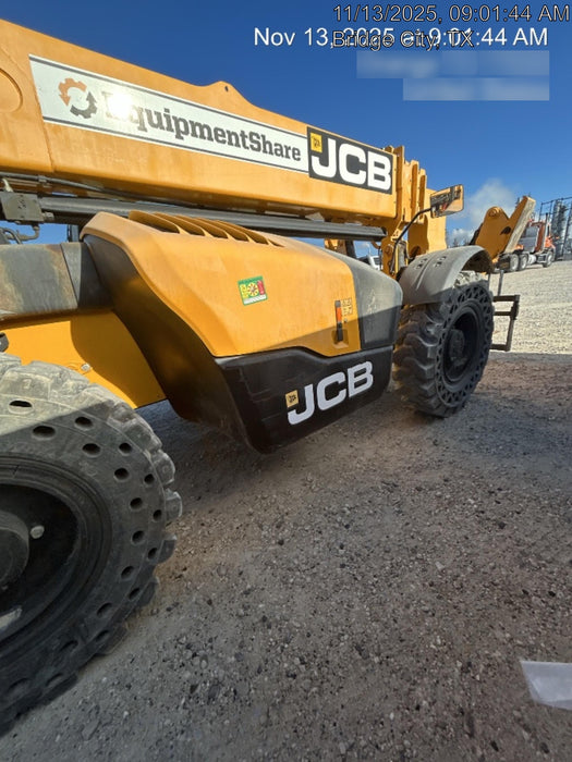 2019 JCB 510-56 74 HP w/CAB/HVAC, Beacon, Worklights, Aux Hydraulics, Solid Tires 66" Carriage/60" Forks