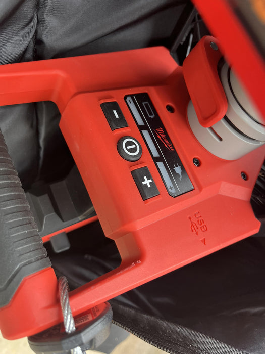 2023 MILWAUKEE 2136-20