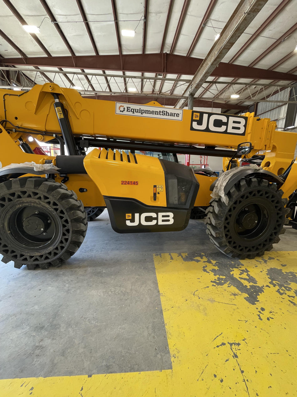 2022 JCB 510-56