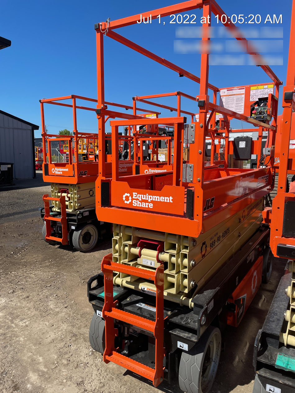 2022 JLG ES2632