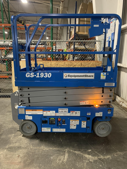 2019 Genie GS-1930 Half Height Swing Gate, 800W Inverter