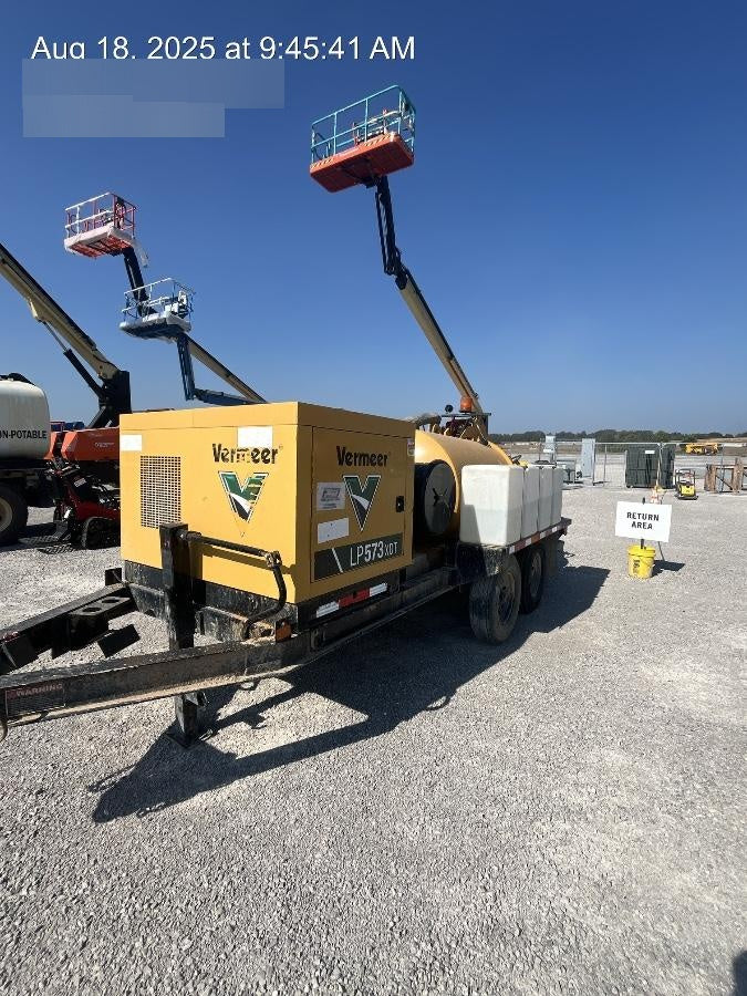 2021 VAC-TRON LP573XDT