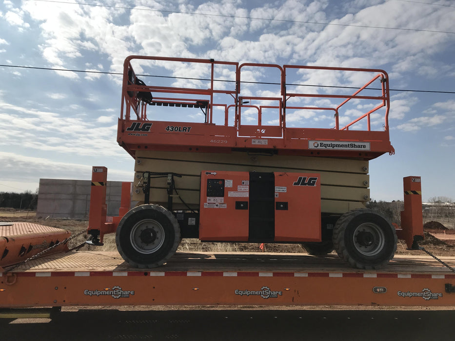 2019 JLG 430LRT