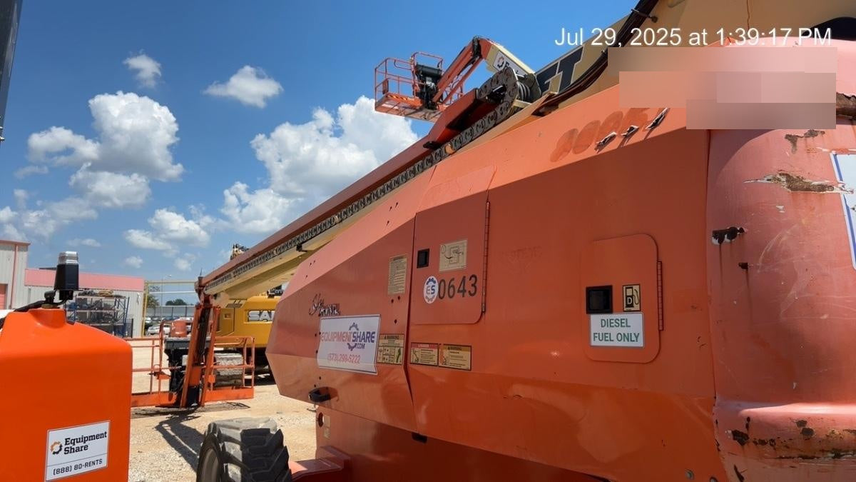 2007 JLG 860SJ