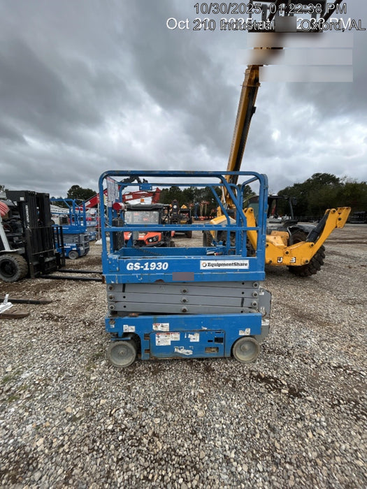 2019 Genie GS-1930 Fixed Rails with Chain Entry