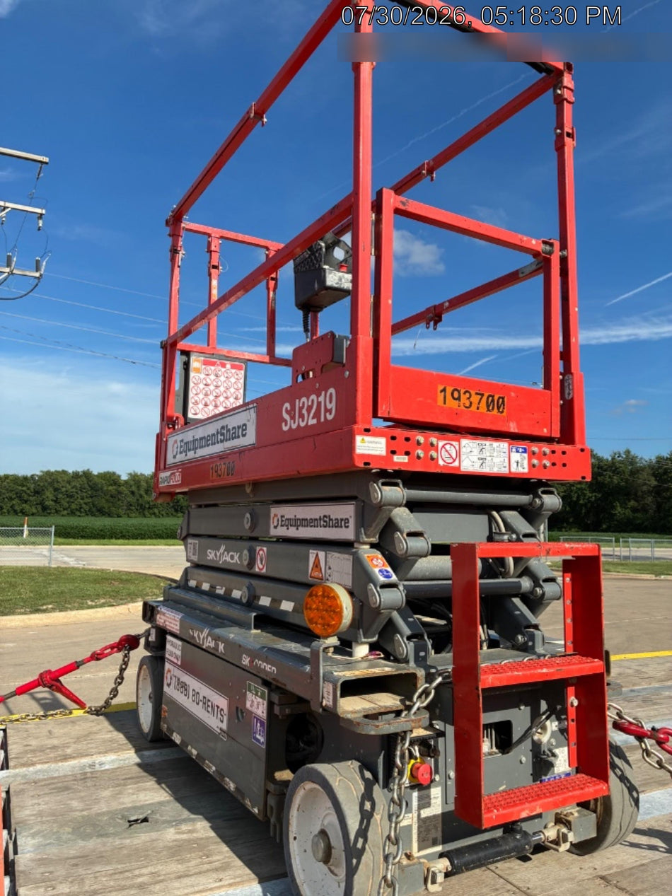 2021 SKYJACK SJ3219
