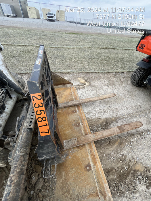 2022 PALADIN 48" Pallet Forks - Paladin